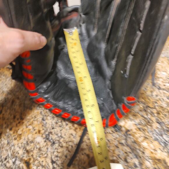 Wilson Black and Red Baseball Glove Model A950 Size 14" Model AD6RB16B514 - Picture 10 of 14